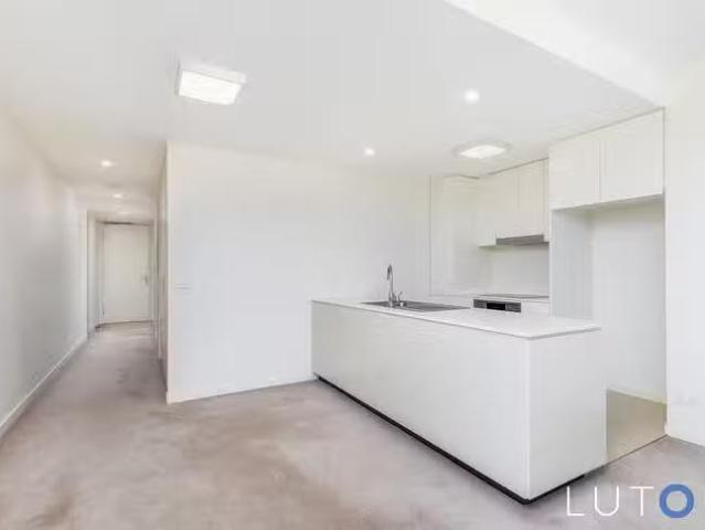 Unique 60/5 Burnie Street, Lyons, ACT 2606