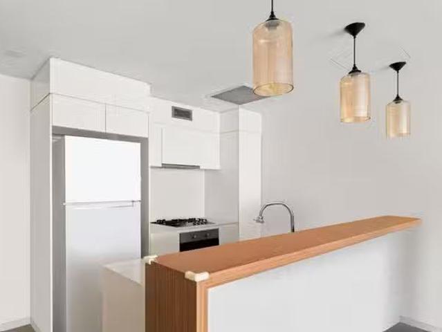 Cozy 609/8 partens Street, Spring Hill, QLD 4000