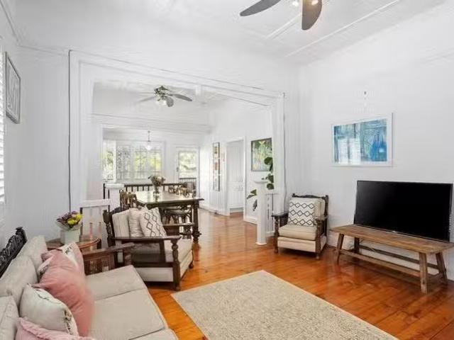 Deal! 60 Upper Lancaster Road, Ascot, QLD 4007