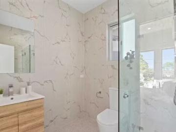 For Rent! 60B Elm Avenue, Belrose Apartment for rent Listed b.