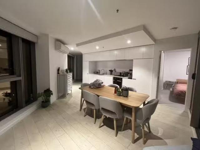 Cheap 611/1 Ascot Vale Road, Flemington VIC 3031