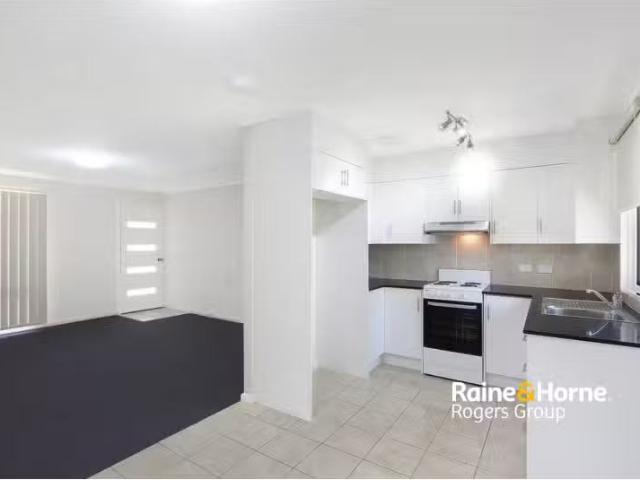 For Rent! 61 Gorokan Drive, LAKE HAVEN House for rent Listed.