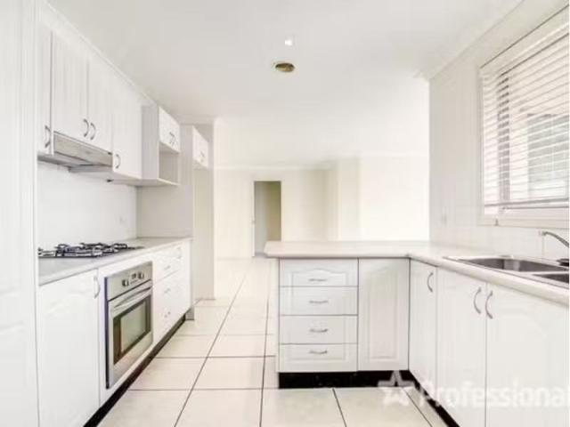Cheap 6/24A Durham Street, BATHURST Apartment for rent Listed.