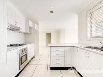 Cheap 6/24A Durham Street, BATHURST Apartment for rent Listed.