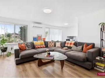 Nice 62 Albion Street, Umina Beach House for rent Listed by J.