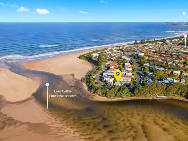 Cozy 6/2 Aqua Crescent, Lake Cathie, NSW 2445