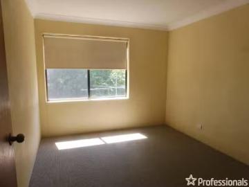 Unique 6/2 brereton street, NOWRA House for rent Listed by Se.