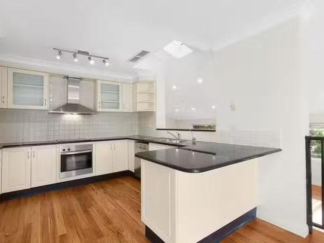 Just in! 62 Finlay Road, Turramurra, NSW 2074