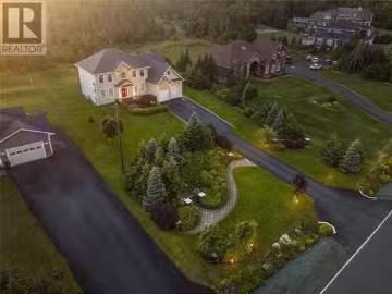 Cozy 63 Pitchers Path, St John'S, NL, A1B 4L6 house for leas.