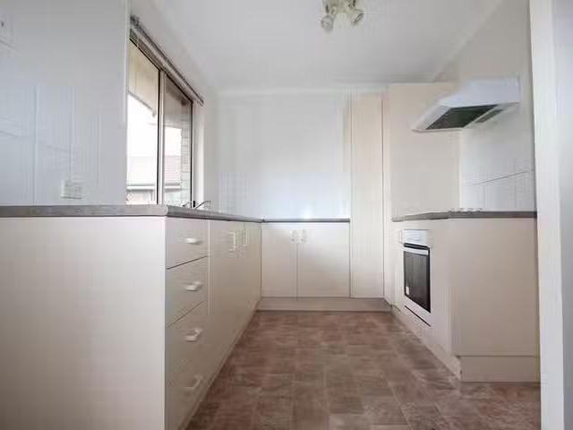 Cozy 6 Craig Street, Crestmead, QLD 4132