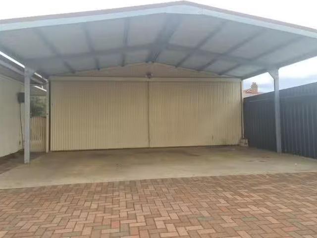 Nice 6 Annie Street, Katanning, WA 6317