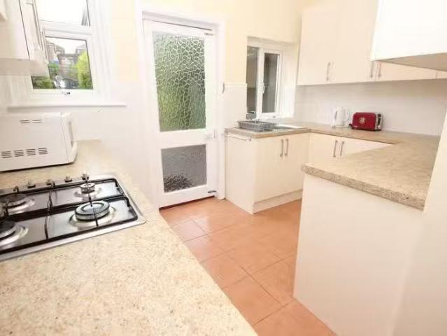 Cheap 6 bedroom detached house for rent in Maxwell Road, Bourn.