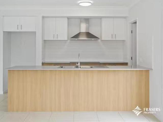 Cozy 6 Brushbox Street, Bahrs Scrub, QLD 4207
