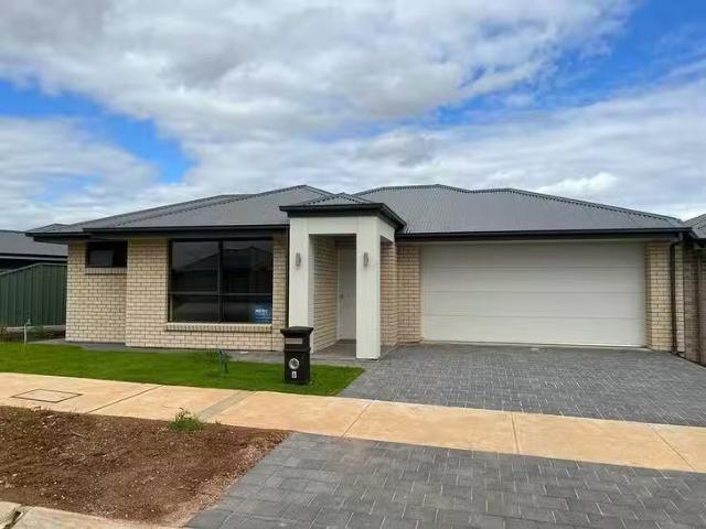 Cozy 6 Heysen Circuit, Andrews Farm, SA 5114