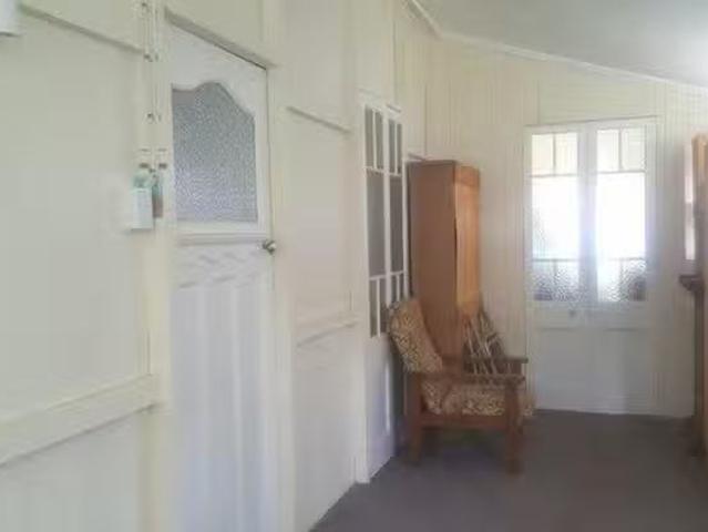 Cozy 6 Lowry Lane, Mount Morgan, QLD 4714