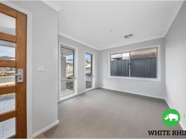 Deal! 6 Lanham Street, Googong House for rent Listed by Renta.