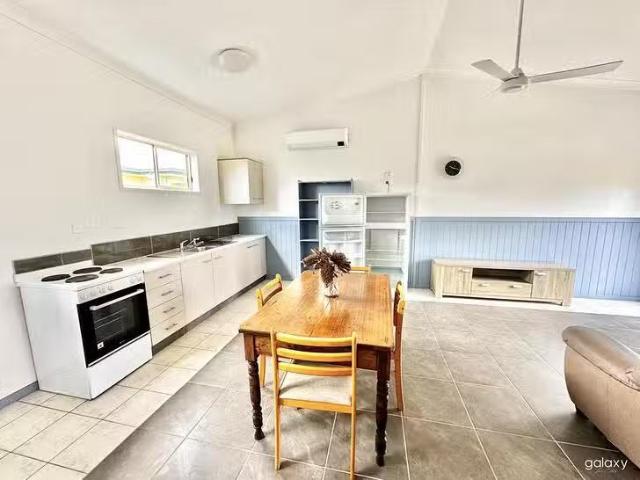 Nice 6 Sixth Avenue, Woodgate, QLD 4660