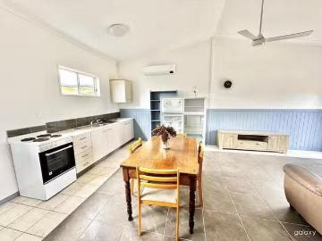 Nice 6 Sixth Avenue, Woodgate, QLD 4660