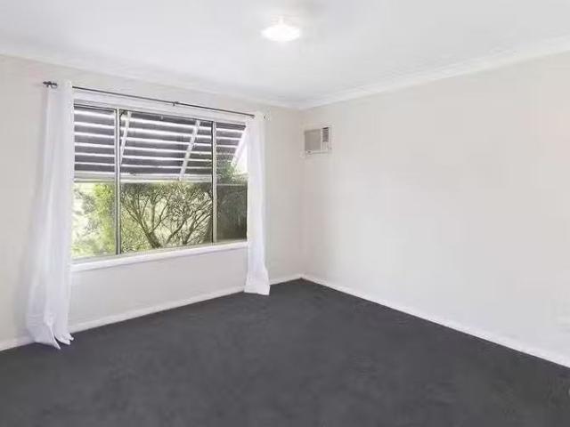 For Rent! 6 Quinalup Street, GWANDALAN House for rent Listed.