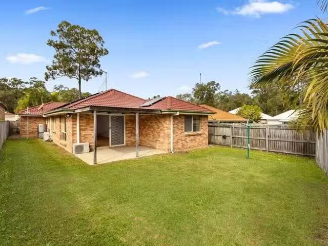 Cozy 6 Toomba Place, Forest Lake, QLD 4078