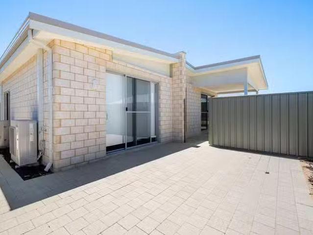 Cozy 6B Slender Way, Byford, WA 6122