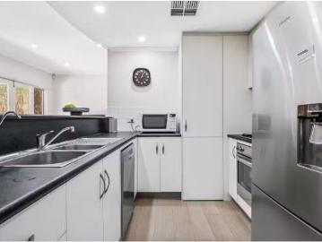 Cheap 7/4 Cowell Place, Mile End Townhouse for rent Listed by.