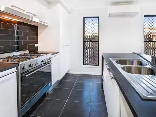 New 76 Mesa Circuit, Cosgrove, QLD 4818