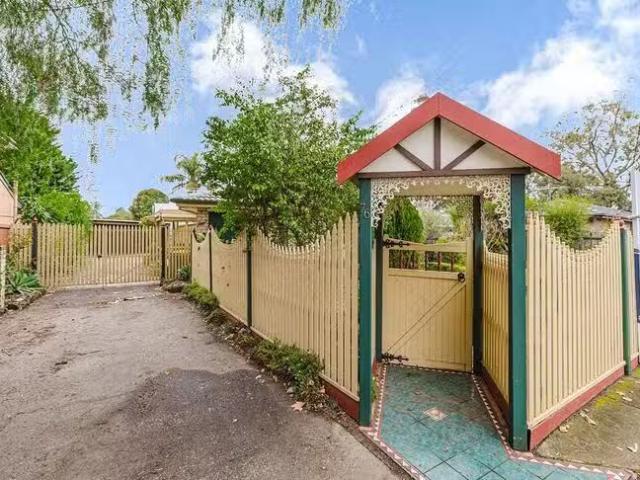Unique 76 Grant Street, Bacchus Marsh, VIC 3340