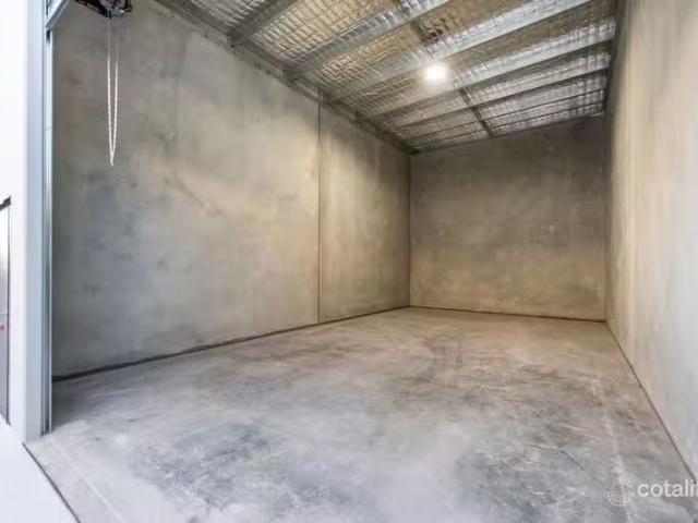 Nice 7/6 Hurrell Way, ROCKINGHAM, WA 6168 Industrial/Warehou.