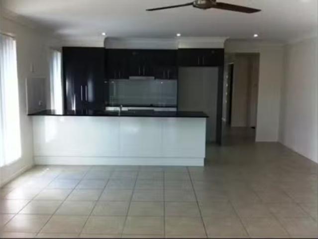 Deal! 76 Littleford Circuit, Bundamba, QLD 4304
