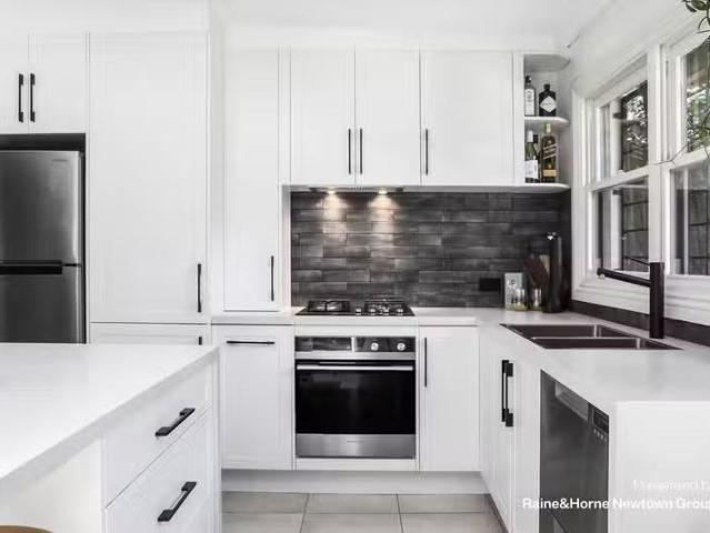 For Rent! 77A Campbell Street, Newtown NSW 2042