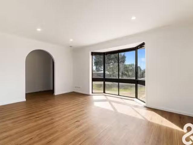 Cheap 78 Eildon Parade, Rowville, VIC 3178