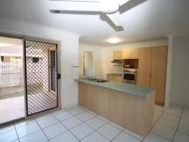 Cozy 79 Wallace Circuit, Kirwan, QLD 4817