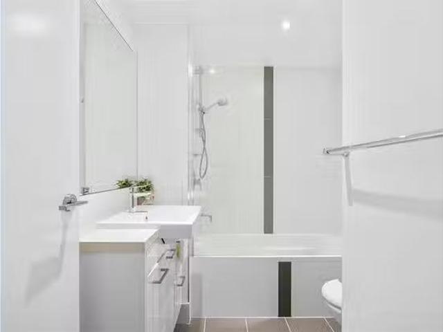 Just in! 701/159 Logan Road, Woolloongabba, QLD 4102