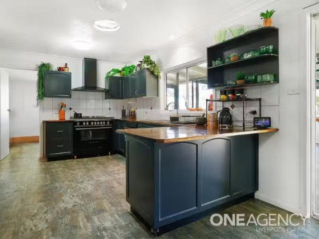 Cozy 701 Kamilaroi Highway, BRAEFIELD House for rent Listed b.