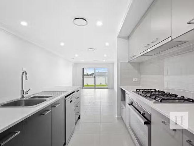 Nice 70 Griffith Street, Mannering Park, NSW 2259