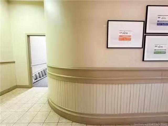 For Rent! 713 Main St, Moncton, NB, E1C 1E3 commercial for l.