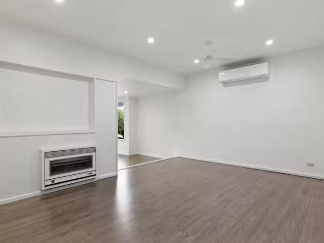 Charming 710 Marion Road, Marion SA 5043