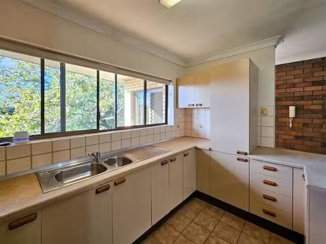 For Rent! 7/127 Old Cleveland Road, Stones Corner, QLD 4120