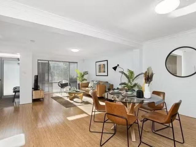 Deal! 7/149 Vincent Street, Perth, WA 6000