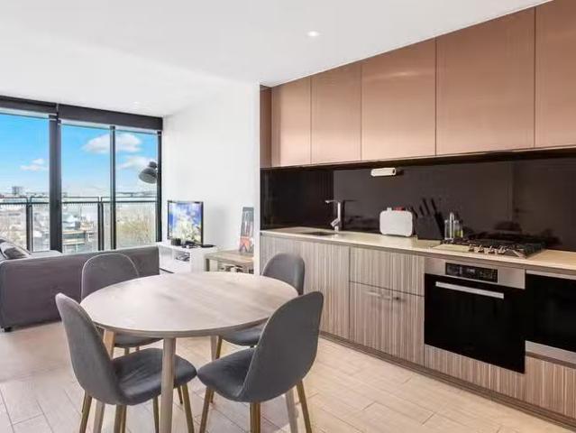 Cheap 715/303 Botany Road, Zetland, NSW 2017