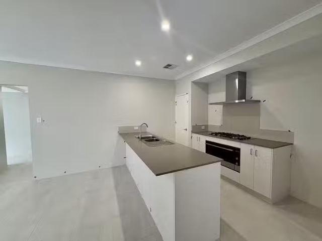 Deal! 71 Bikram Circuit, Southern River, WA 6110