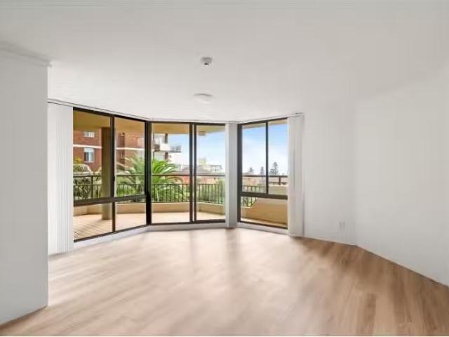 For Rent! 7/22 26 Corrimal Street, Wollongong Apartment for re.
