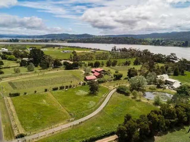 Unique 72 Nobelius Drive, Legana, TAS 7277
