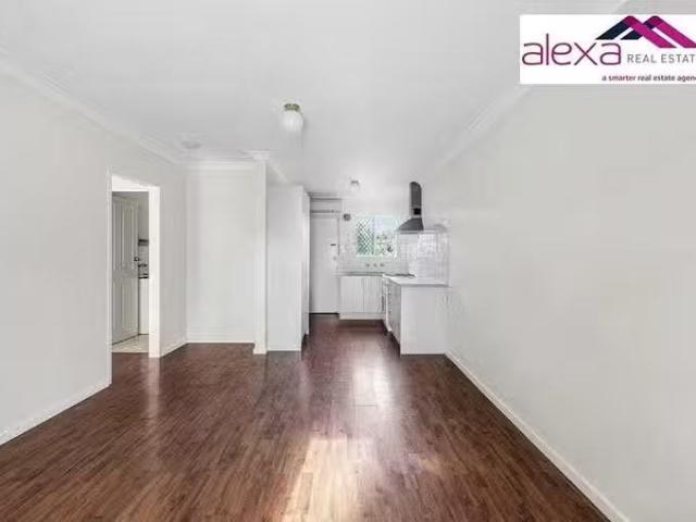 Charming 7/2 Emerson Road, Black Forest, SA 5035