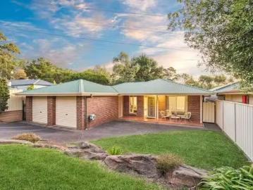 Deal! 72 Tania Drive, Aberfoyle Park, SA 5159