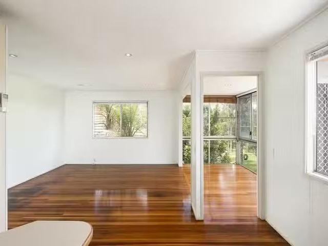 Rental! 7 Carbeen Street, Bulimba, QLD 4171