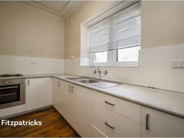 Cheap 7 Chaston Street, Wagga Wagga House for rent Listed by.