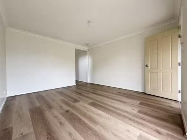 Unique 7 Graziers Way, CARNES HILL House for rent Listed by O.