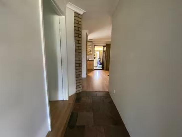 Charming 7 Oats Court, Midland, WA 6056